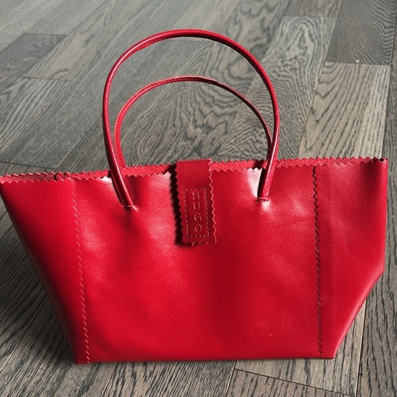 Hugo Vibrant Red leather small shopping tote Bag - Picture 4 of 17